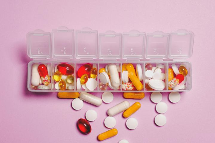 Medicin - foto by Anna Shvets - Pexels