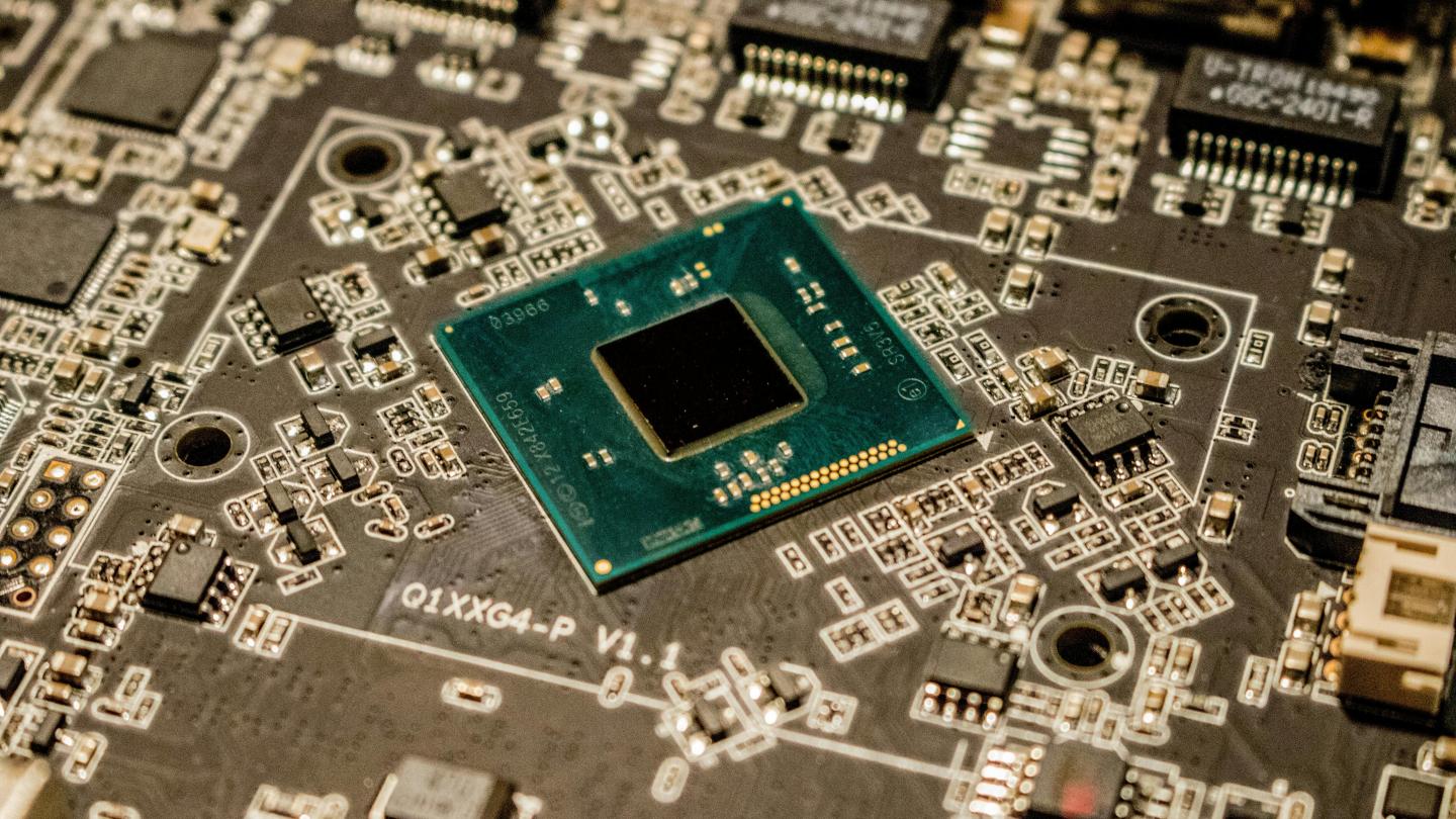 Chip - Pexels - Jeremy Waterhouse
