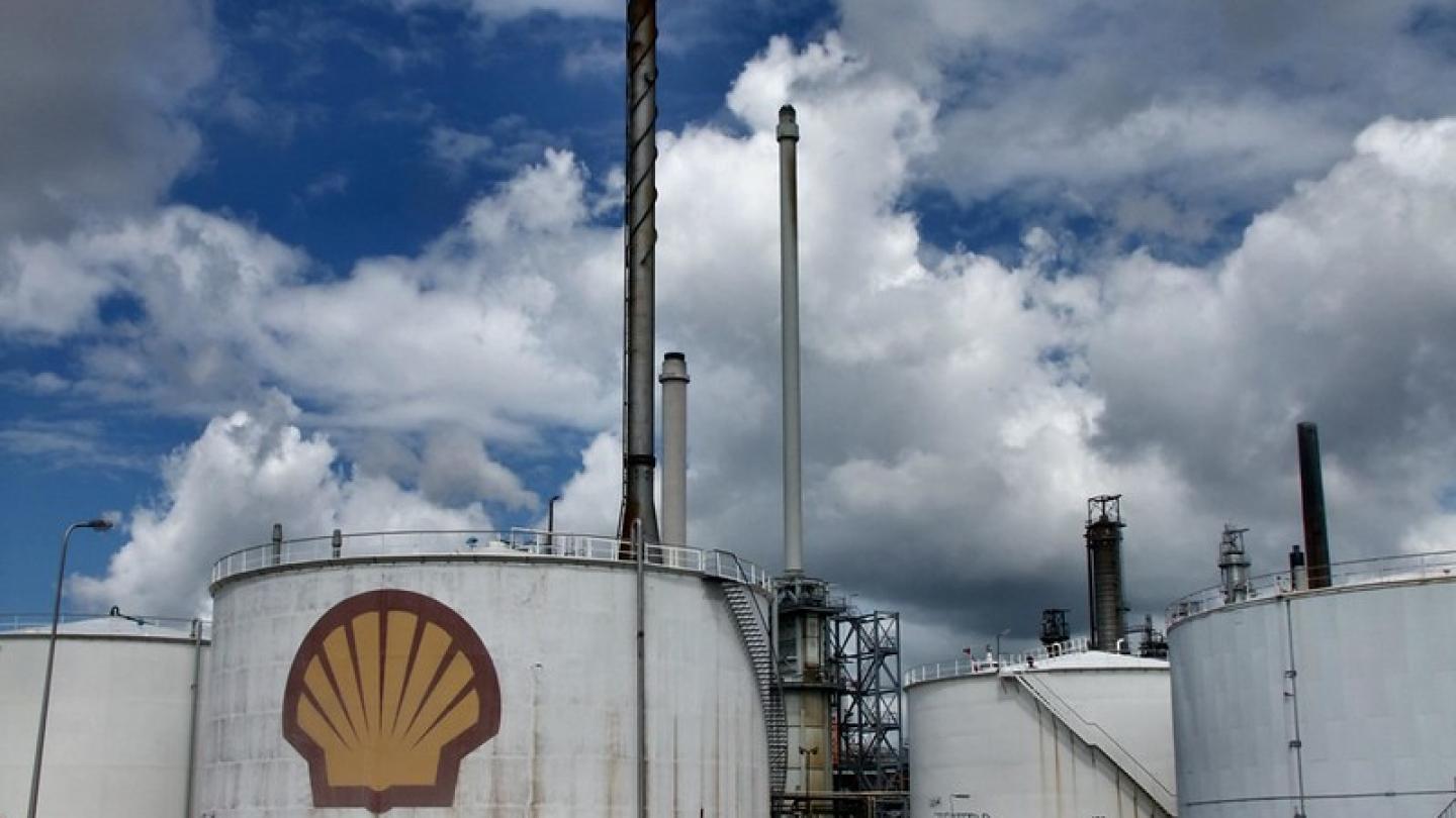 A lack of refining capacity in Europe puts oil products like diesel and kerosine under further upward pressure. Photo: Flickr.