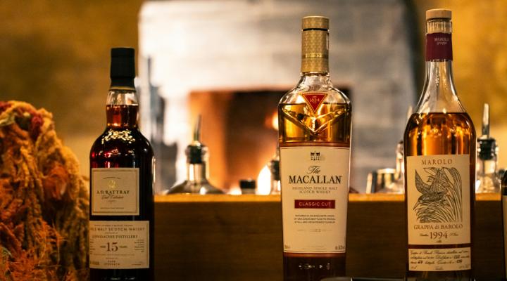 whisky - Poul Hoang via Unsplash