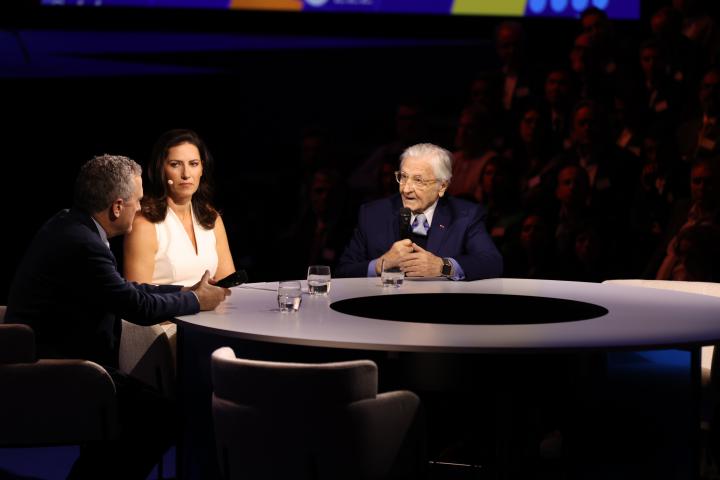 Former Federal Reserve Governor James Bullard (left) in discussion with former ECB President Jean-Claude Trichet - Amundi