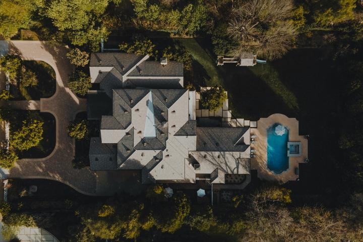 California. Credit: Oak + Motion / Unsplash