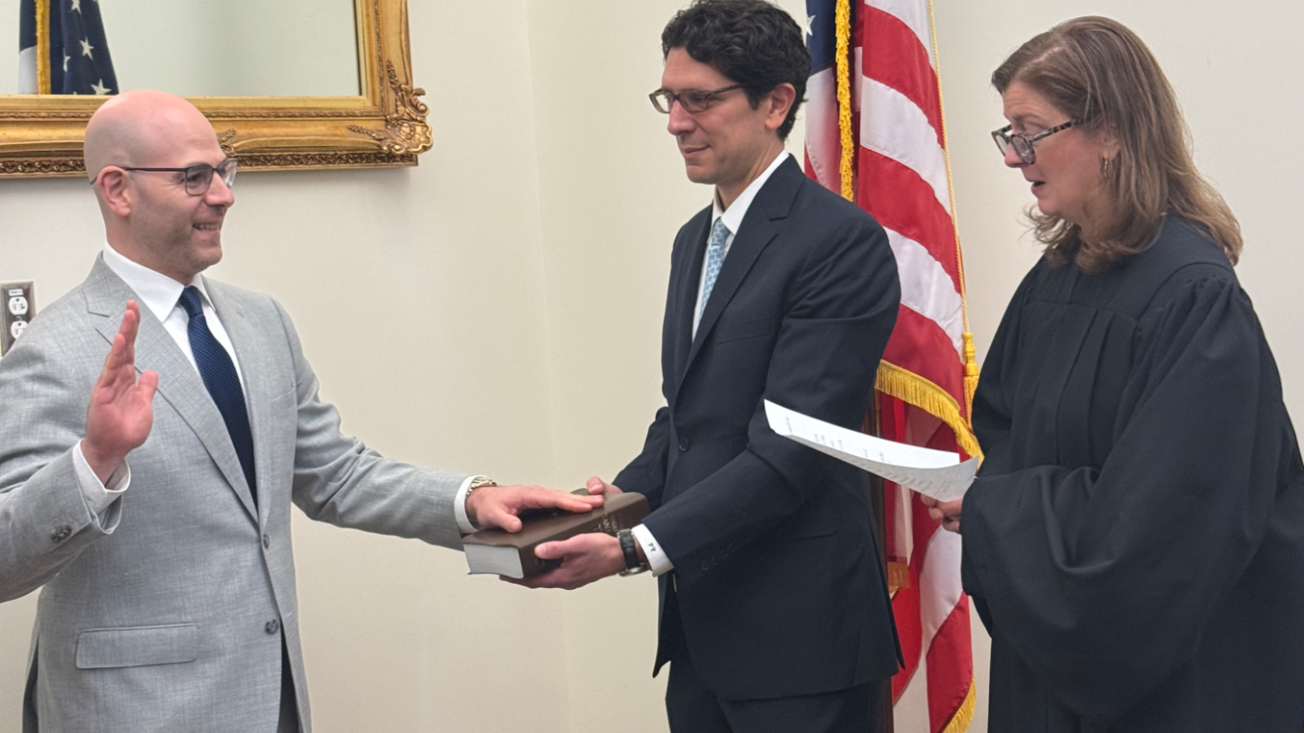 Stephen Miran (left) was sworn in as Fed governor in September last year. Photo: Federal Reserve.