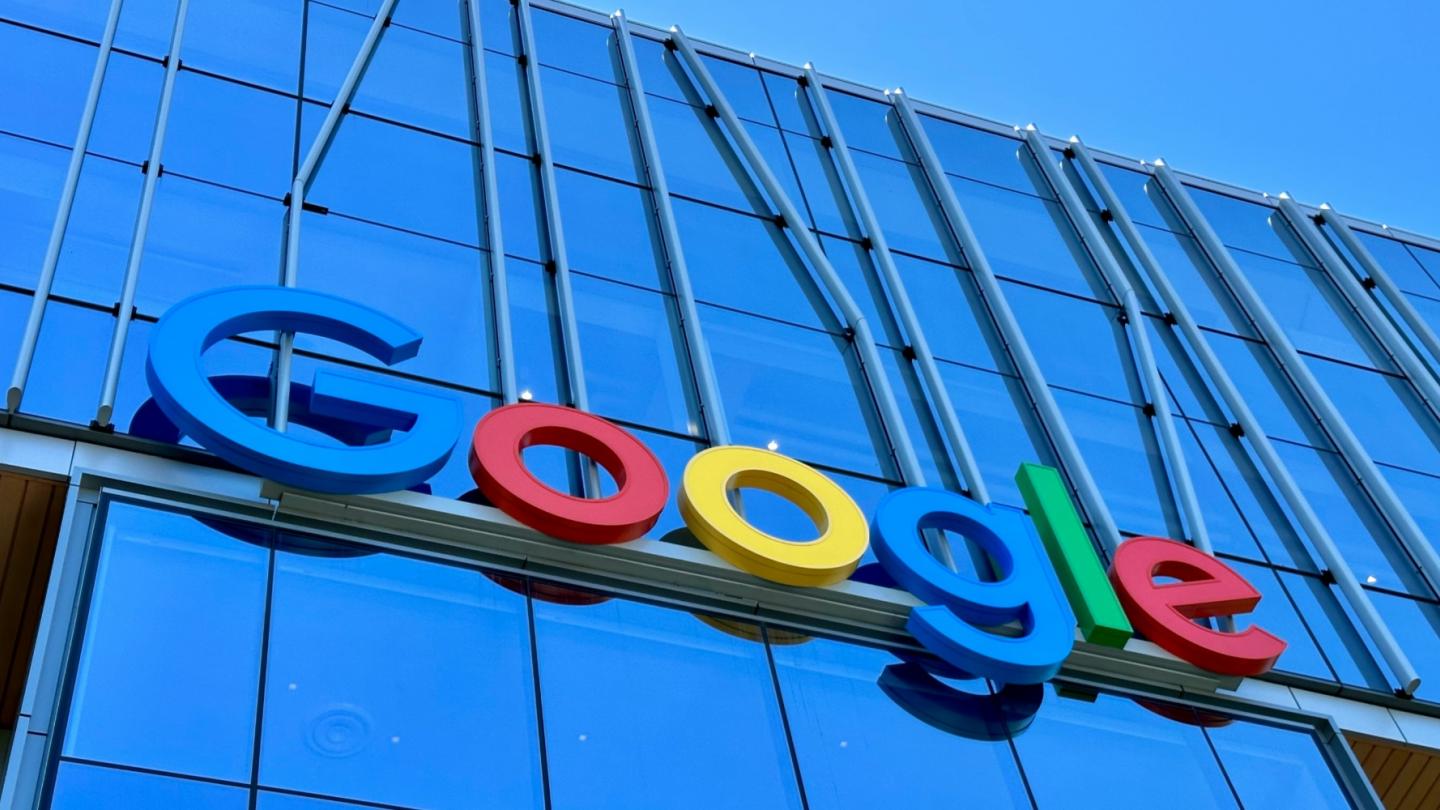 Google Seattle - Adarsh Chauhan via Unsplash