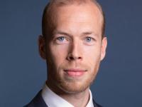 Projective Group - Thomas Moesker