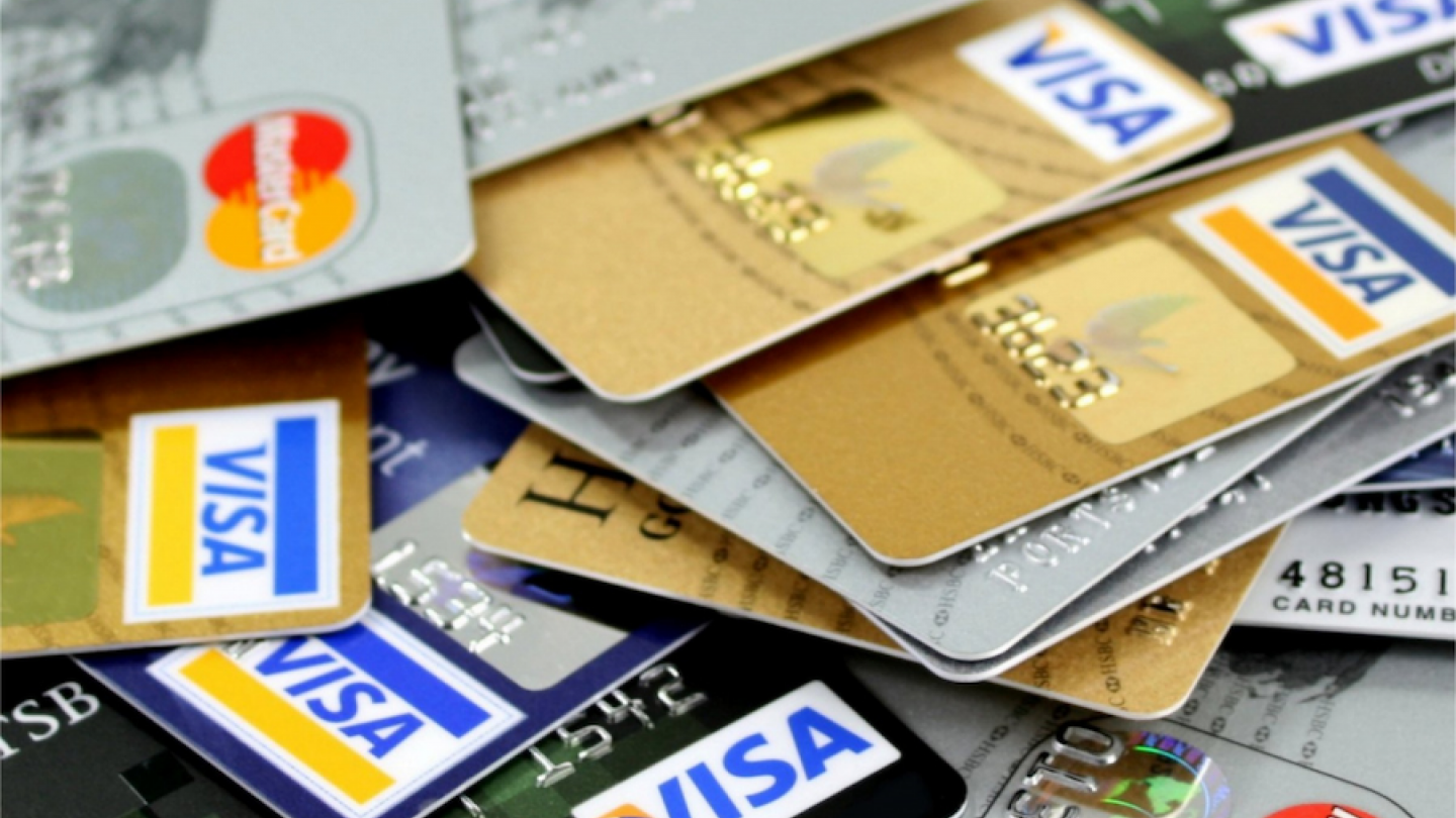 Credit cards. Image by Nick Youngson/Pix4free.