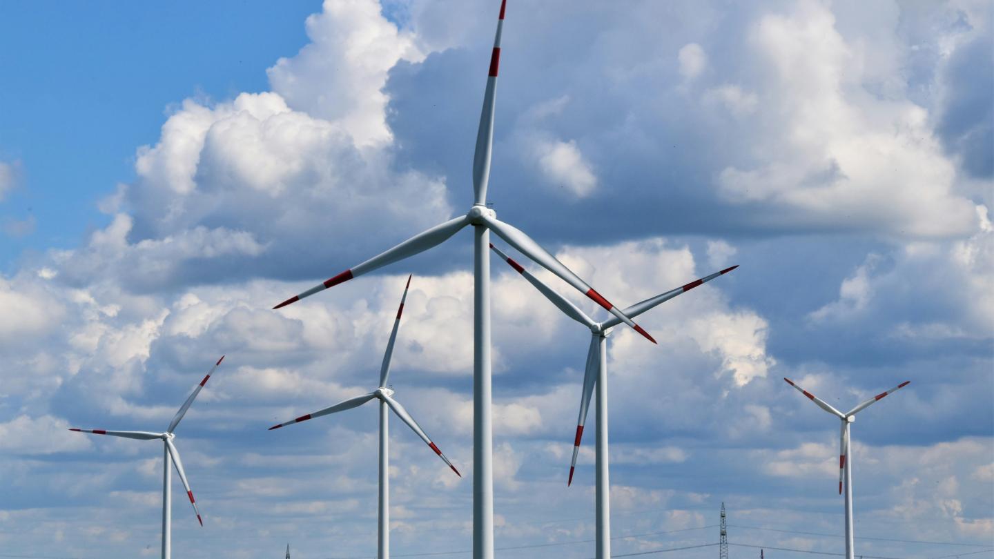Een windmolenpark in Duitsland