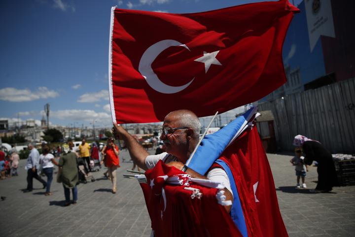 Vendor with Turkish flags