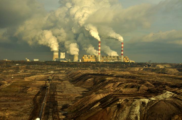 Coal mining and electricity production in Bełchatów, Poland. Photo CC via Flickr.