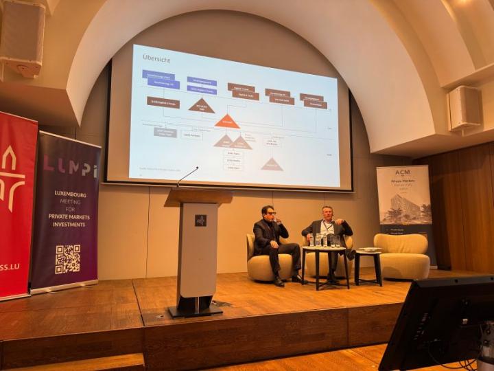 The Lumpi conference included a live side-letter negotiation between Tarek Mardini und Patrick Küntscher. Photo by Nic Mueller.