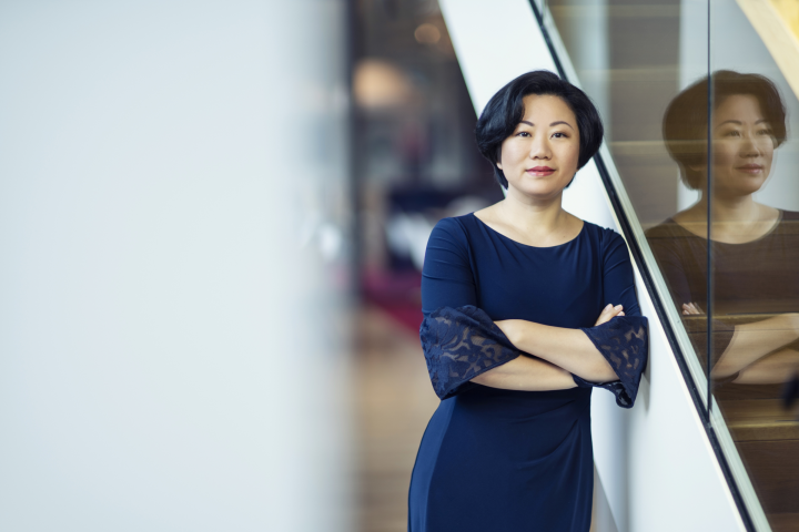 Weili Zhou, Robeco