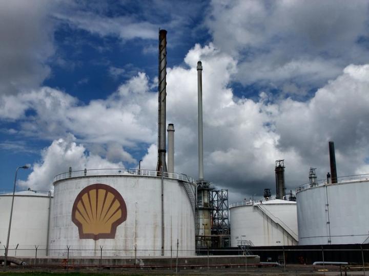 A lack of refining capacity in Europe puts oil products like diesel and kerosine under further upward pressure. Photo: Flickr.