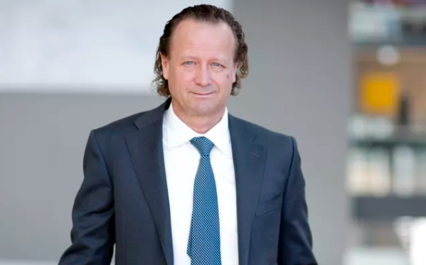 Jan-Erik Saugestad, Storebrand