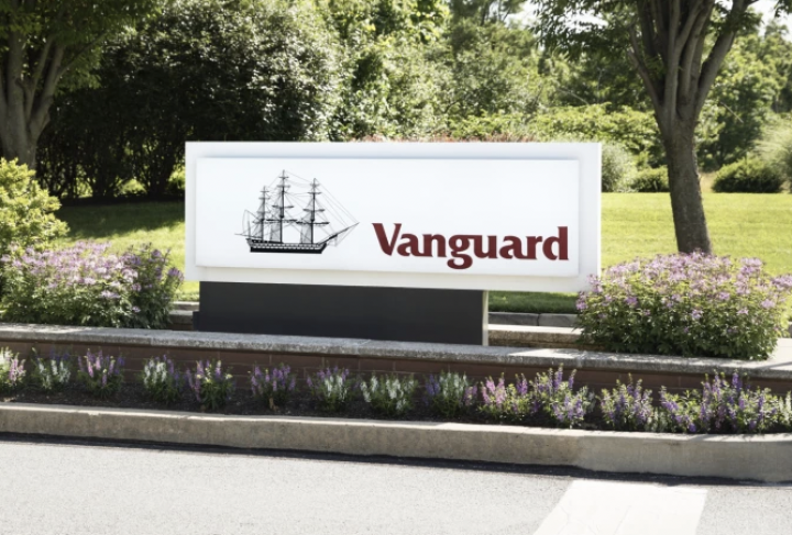 Vanguard exits net zero initiative, bows to Republican pressure