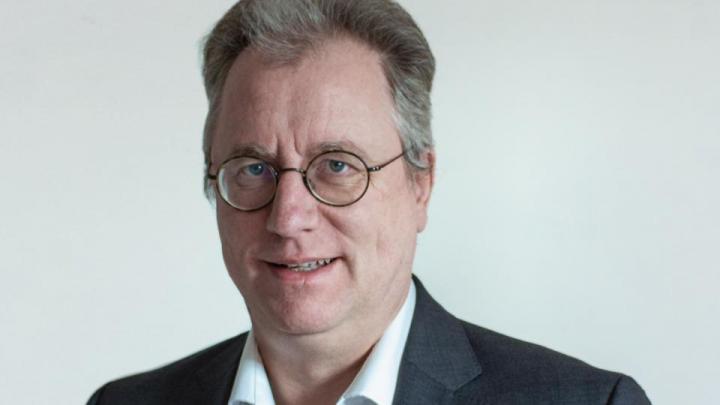 Professor Georges Hübner from the University of Liège.