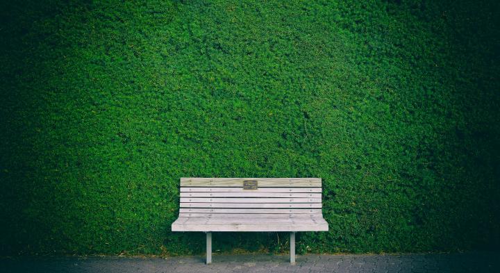 Hal Ozart, Unsplash