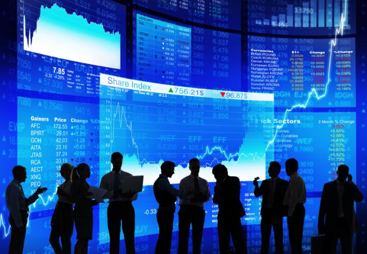iStock crowd screens