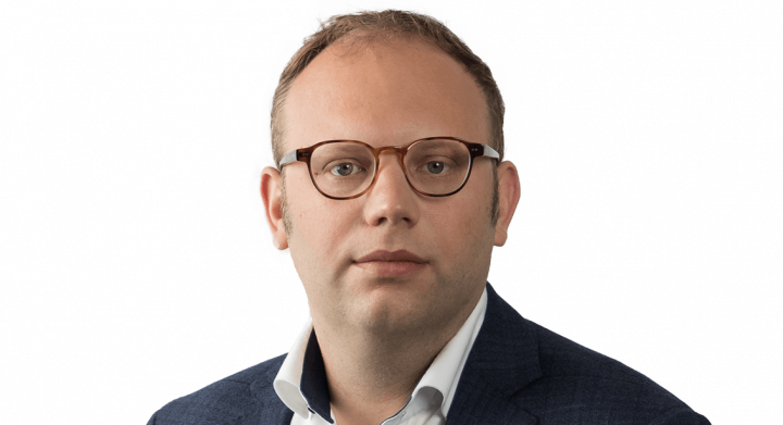 Oliver Zwick, Clifford Chance